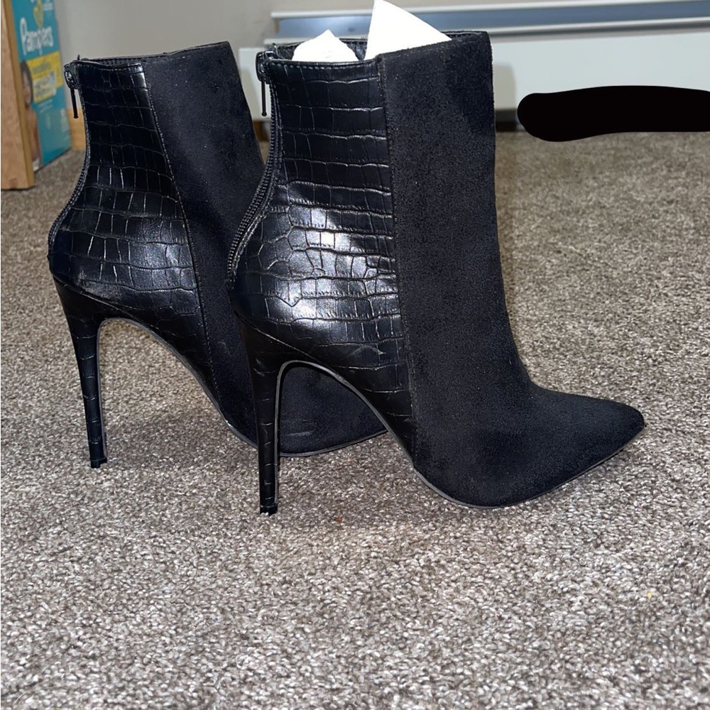 Fashion Nova Heel Boots